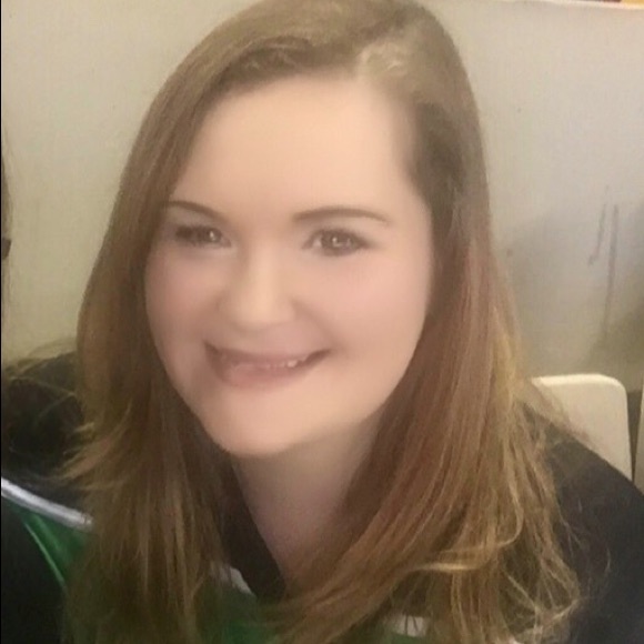 Meet your Posher, Kimberly - Picture 1 of 1